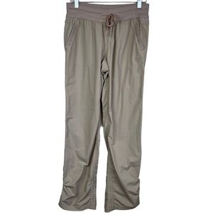 The North Face beige hiking pants, Size M